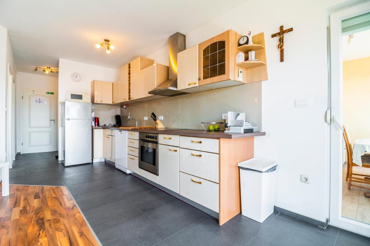 Apartments Lacaleta Split Luaran gambar