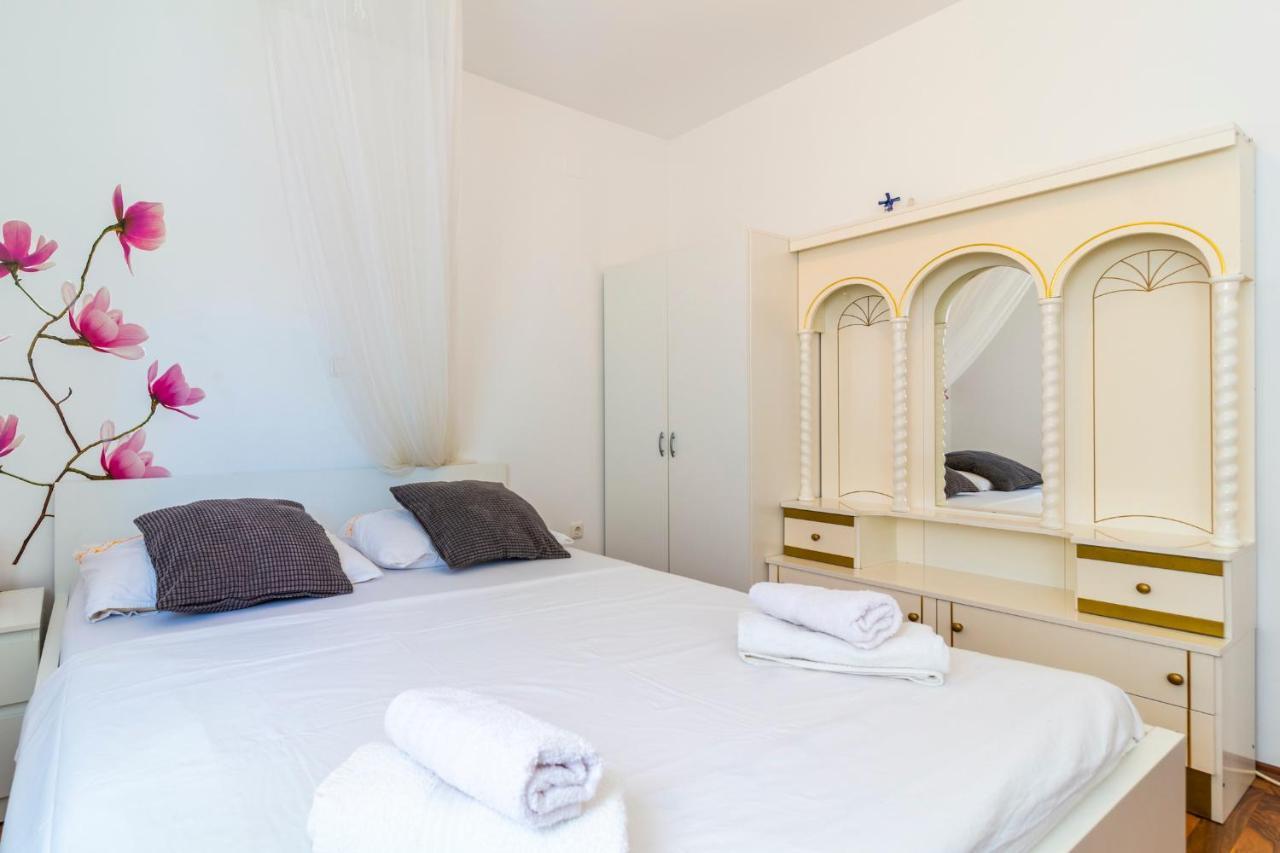 Apartments Lacaleta Split Luaran gambar